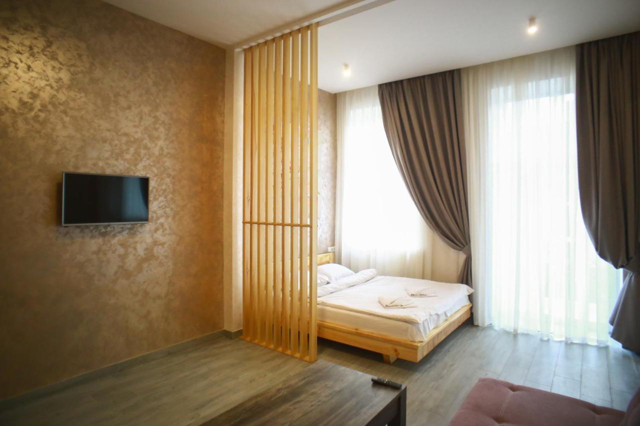 Leogrand Apartment On Drohobycha 4 Львов Экстерьер фото